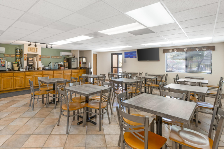 Food & Drinks 5, Best Western Gold Canyon Inn & Suites, Pinal
