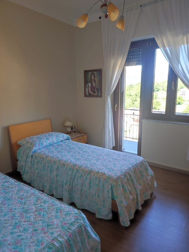 Bedroom 5, Alloggiando da Carmela, Salerno