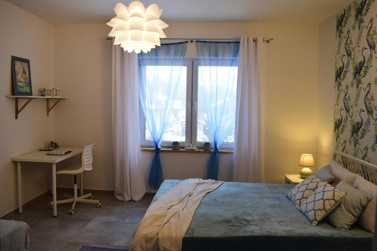 Room 3, Holiday Home by Lake Kamien in Kashubia, Wejherowo