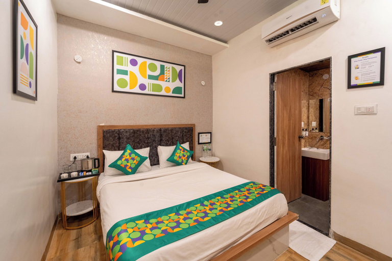 Bedroom 2, Hotel Vedic Vista, Indore