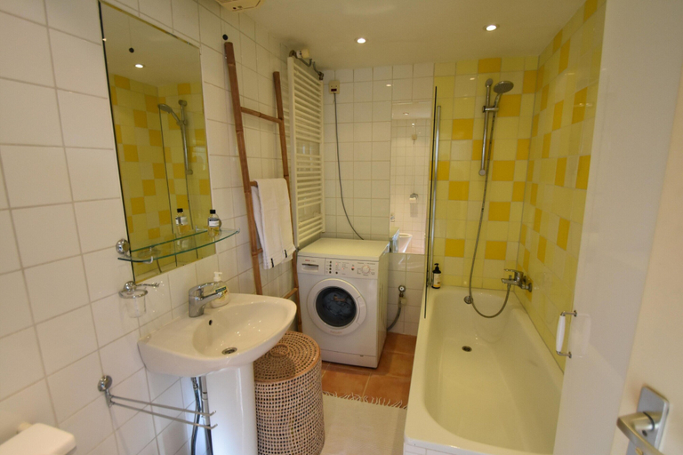 Bathroom 5, Holiday Home Near Noordwijk Beach, Noordwijkerhout