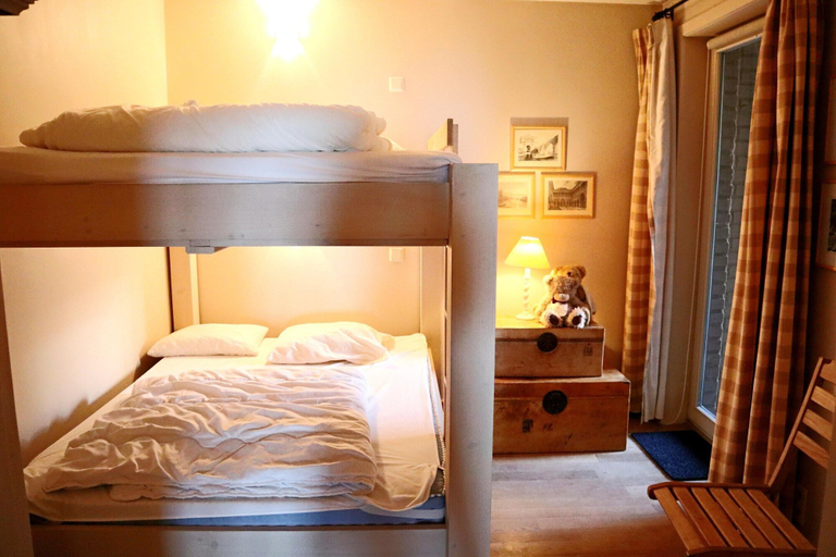 Bedroom 3, Seaside Comfort With Parking, West-Vlaanderen