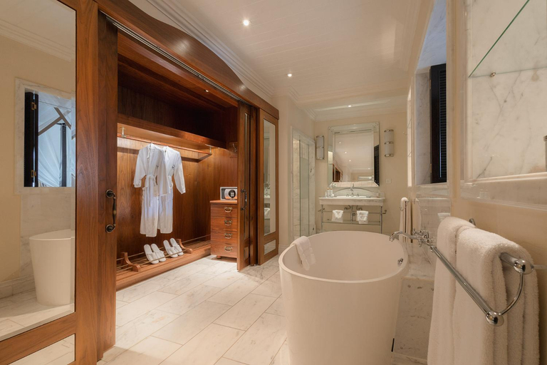 Bathroom 4, Hemingways Nairobi Hotel, Langata