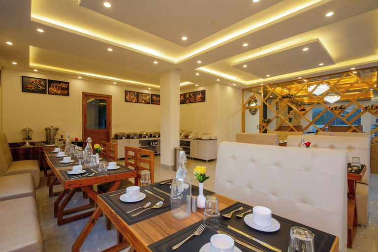 Food & Drinks, Antillia Valley Resort, Kullu