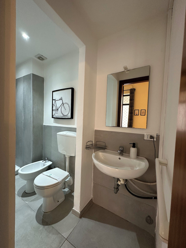 Others 3, Station Apartment West, La Spezia
