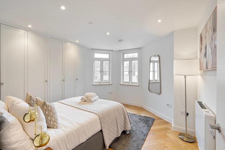 4, Modern 1 bedroom apartment in Fitzrovia, London
