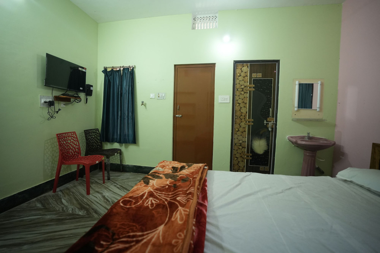Bedroom 2, Sadhu Inn, Puri