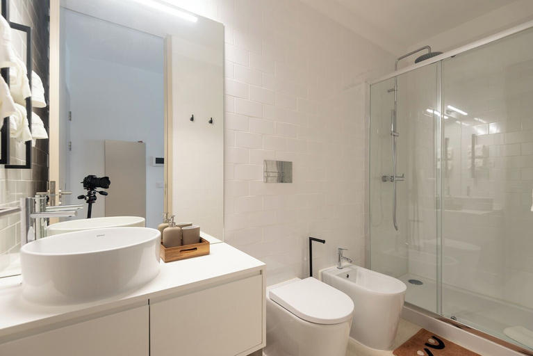 Others 5, Abir01 · Stylish Apartment in City Center, Porto