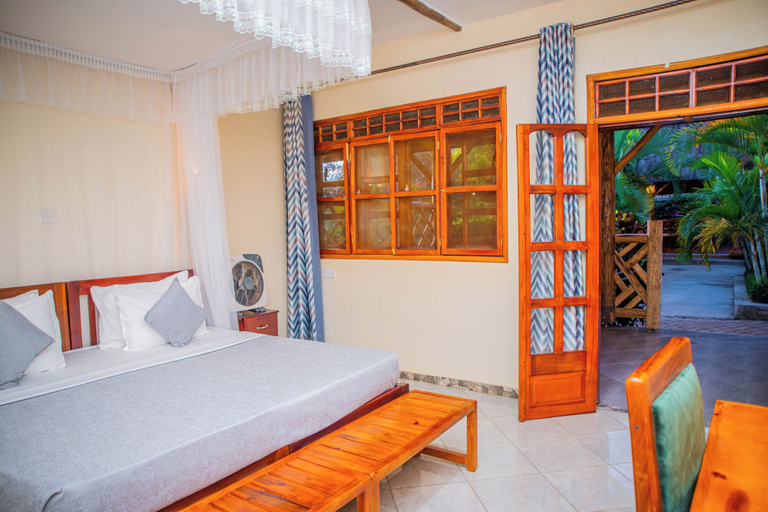 Bedroom 3, African Roots Entebbe, Busiiro