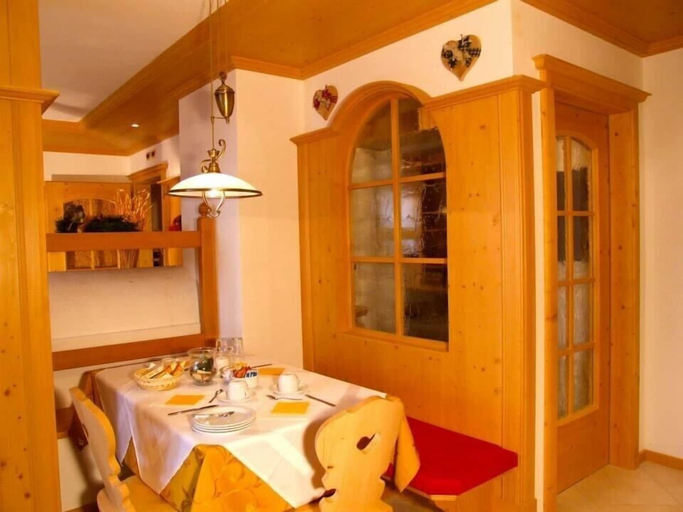 Others 5, Design Chalet Zirm - Check-in at Olympia Hotel, Belluno