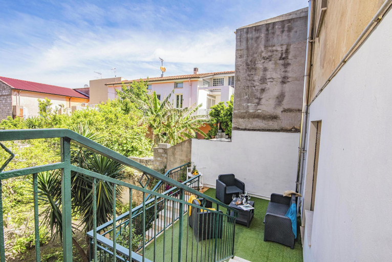 Property grounds 5, Il Giardino Delle Calle, Sassari