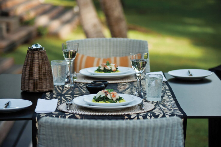 Food & Drinks 4, Dolphin Island - Private Island, Ra