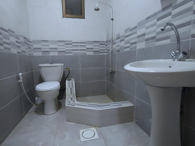 Bathroom, Sail Alhasa Tourist Resort-Tafila, Tafileh