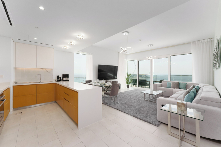 Others 5, Maison Privee - Seaside JBR Living w/ Open Sea & Bluewaters Views, Dubai