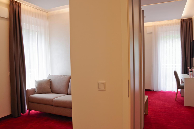 Others 2, Hotel am Waldkasino, Erfurt