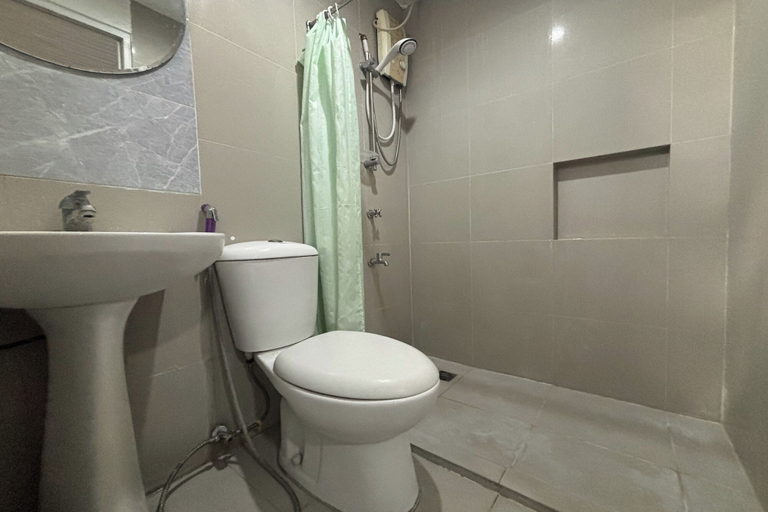 Bathroom 5, Yellowbell Hotel, Batangas City