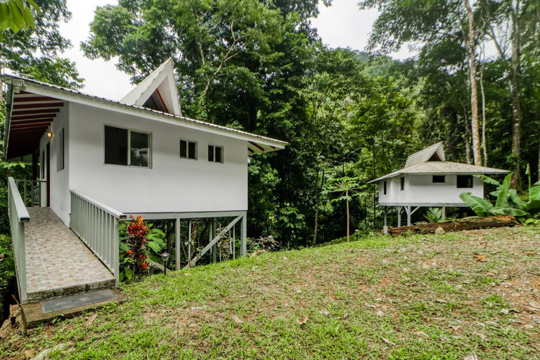 Others 5, Lost Pools Bungalow, Osa