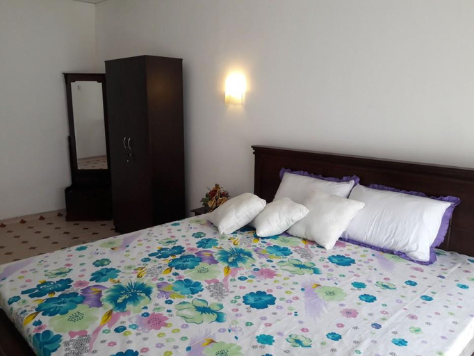Bedroom 2, Jurys Bungalow, Hikkaduwa