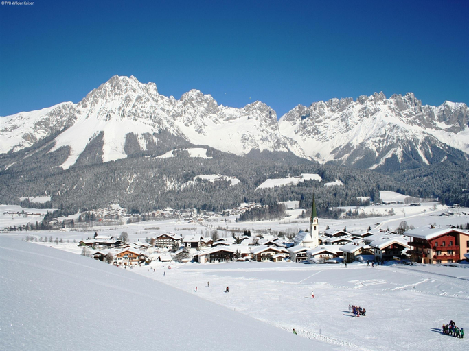 Others 3, Apartment in Brixen near Ski Bus, Kitzbühel