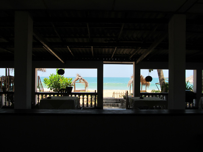 Others 4, Sea Shine, Hikkaduwa