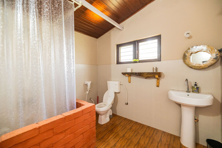 Bathroom, Twisted Tree Cottages Coorg, Kodagu