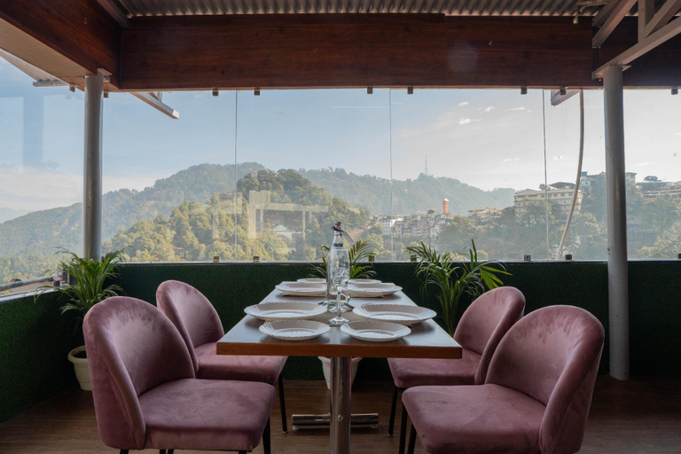 Food & Drinks 3, Perfectstayz Premium Mall Road, Dehradun