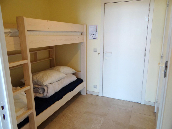 Bedroom 3, Bright Apartment in Nieuwpoort, West-Vlaanderen