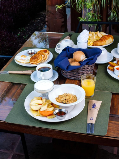 Food & Drinks 3, Hotel Cacique Real, Antigua Guatemala