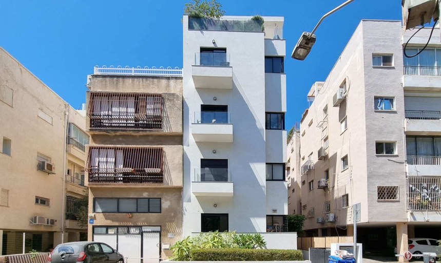 Exterior & Views, Rupin Nacre