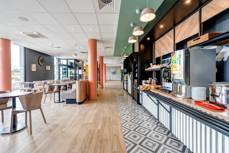Food & Drinks 5, B&B HOTEL Le Port- Marly St-Germain en Laye, Yvelines