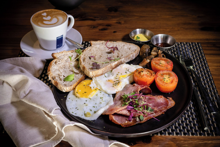 Food & Drinks, Wagyu Mountain Lodges, Cape Winelands