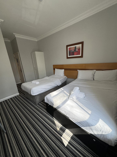 Bedroom 3, Whiteleys Hotel, London