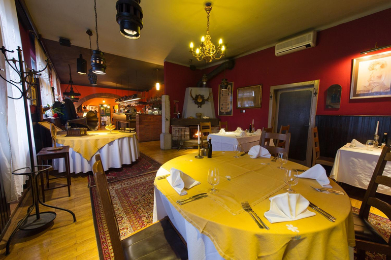 Food & Drinks 3, Hotel Sporn, Domžale