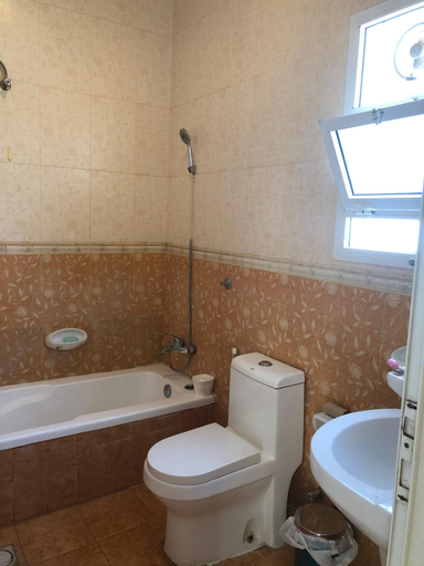 Bathroom 3, Arabian Hostel, Bausher