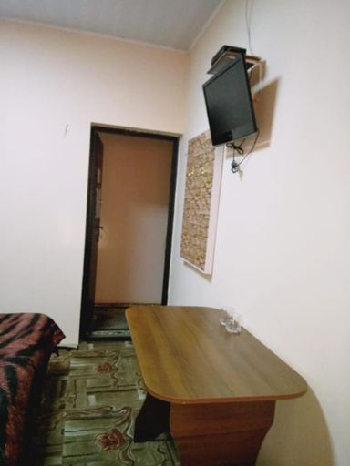 Others 5, Kedr Hotel, Izobil'nenskiy rayon