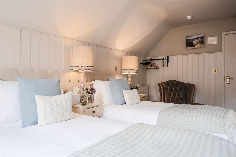 Bedroom 2, The Swan, West Sussex
