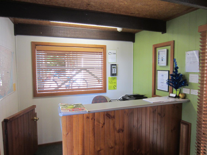 Public Area 3, Lake Forbes Motel, Forbes