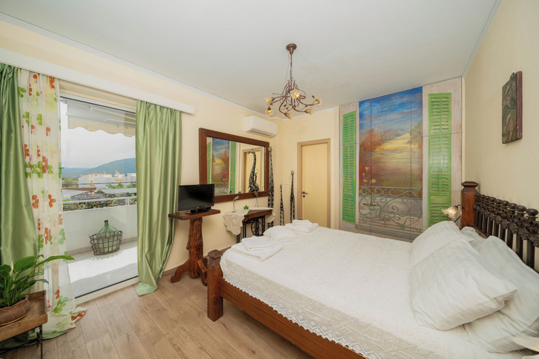 Bedroom 2, Helena's Home, Attica