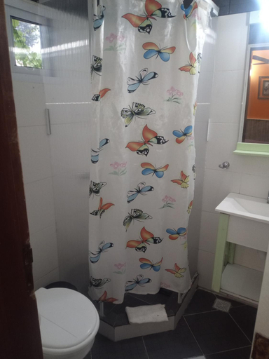 Bathroom 3, Hotel Sahara, Villa Gesell
