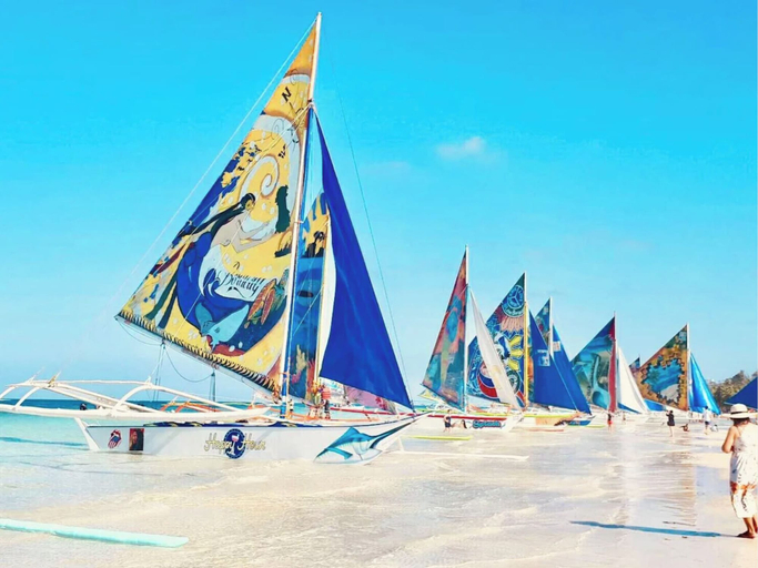 Others 4, Glo's Space Boracay Dmall, Malay