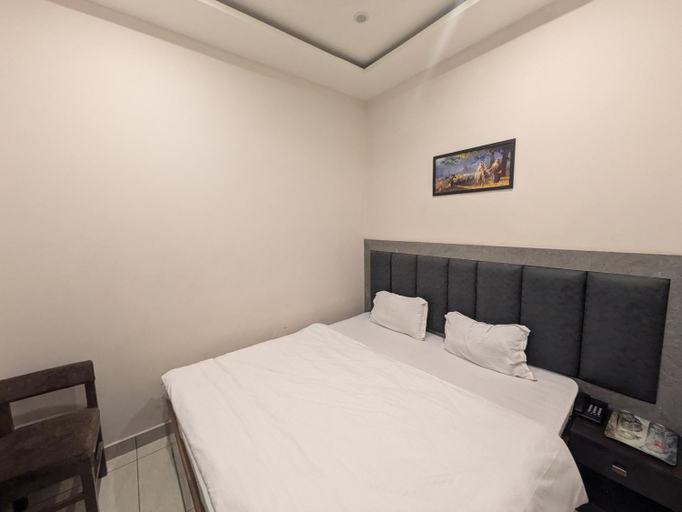 Bedroom 3, Kishori Vatika, Pashchim Champaran