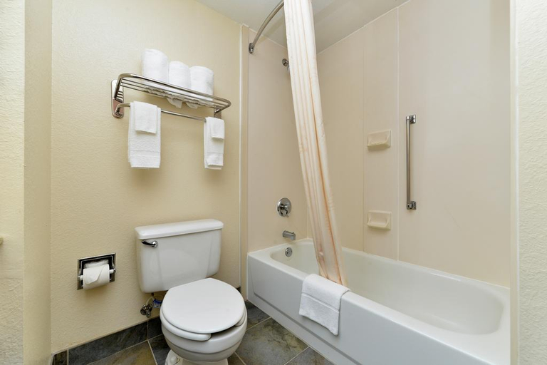Bathroom 5, Comfort Inn Moss Point Pascagoula, Jackson
