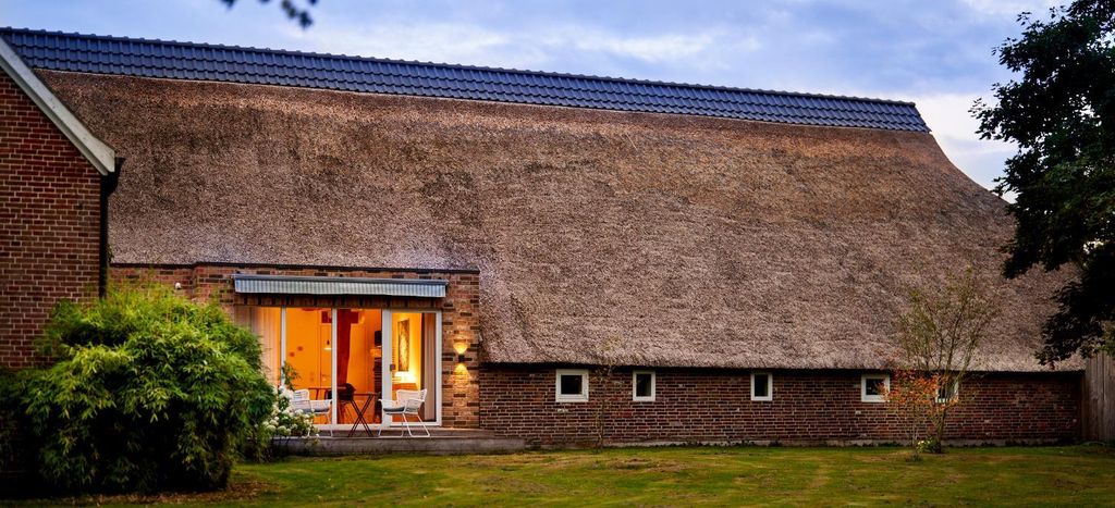 Others 4, zimmer437, Friesland