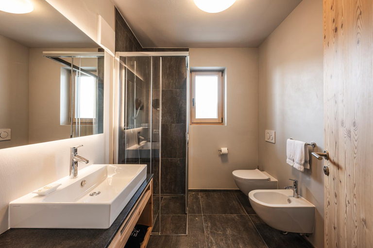 Bathroom 3, Gasserhof, Bolzano