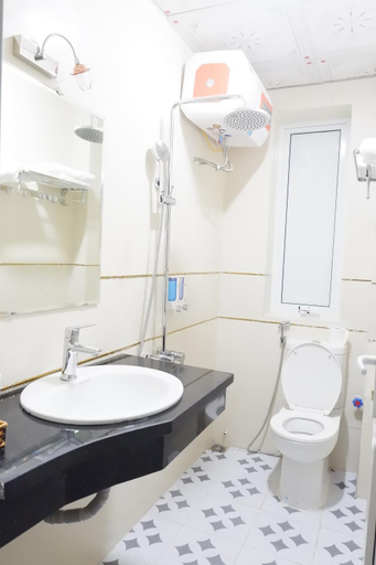Bathroom, Khach san Anh Đao, Tam Dao