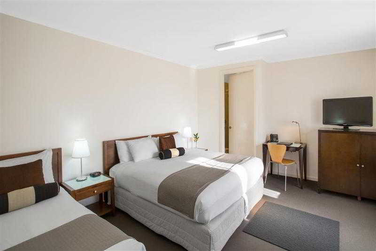 Bedroom 2, Comfort Inn & Suites Warragul Drouin, Baw Baw - Pt B West