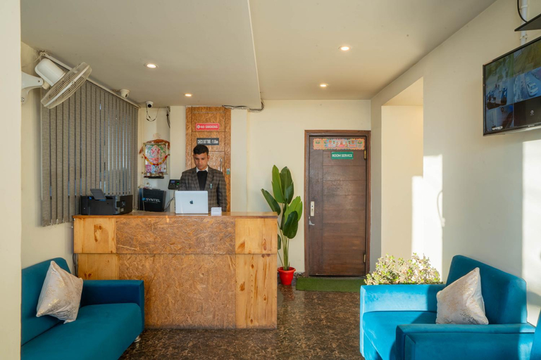 Public Area 2, Perfectstayz Valley Vista 5 min walk to Mall road, Dehradun
