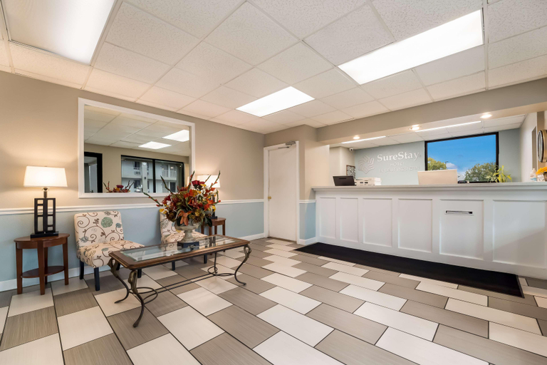 Public Area 2, Surestay By Best Western Columbus Downtown, Muscogee