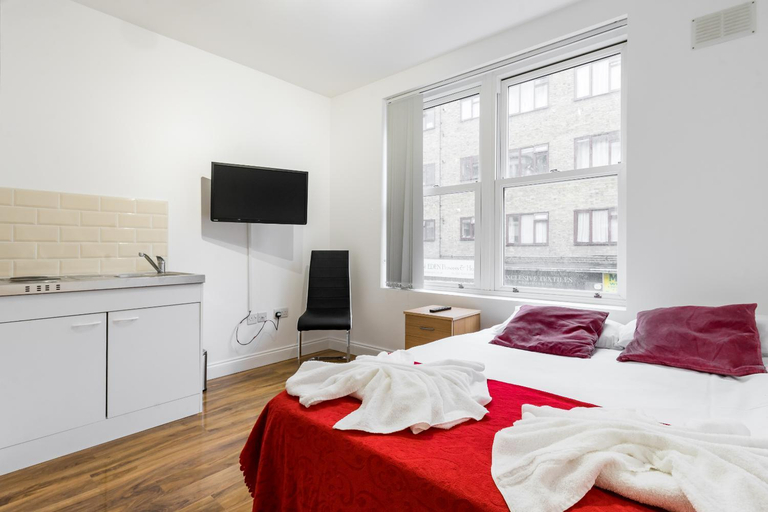 Bedroom 2, City Rooms, London