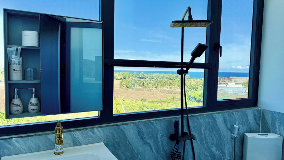 Bathroom 3, Ganh Da Dia Retreat Hotel, Tuy An